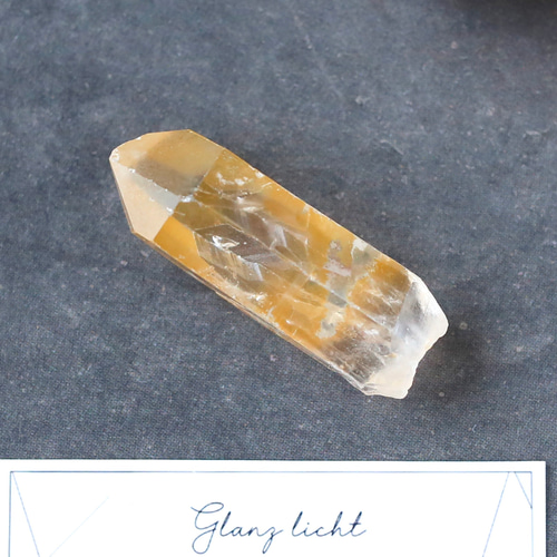 ゴールデンヒーラー クォーツ 原石 水晶 鉱物 希少石 天然石