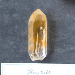 ゴールデンヒーラー クォーツ 原石 水晶 鉱物 希少石 天然石