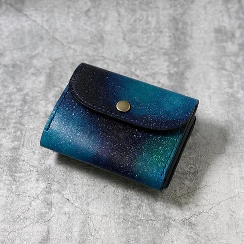 三つ折りコンパクト財布【宇宙】ミニ財布 レザー お札を折らない