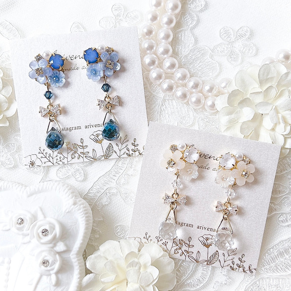 全2色》 ガラスの雫が揺れる フラワー ビジュー ピアス/イヤリング