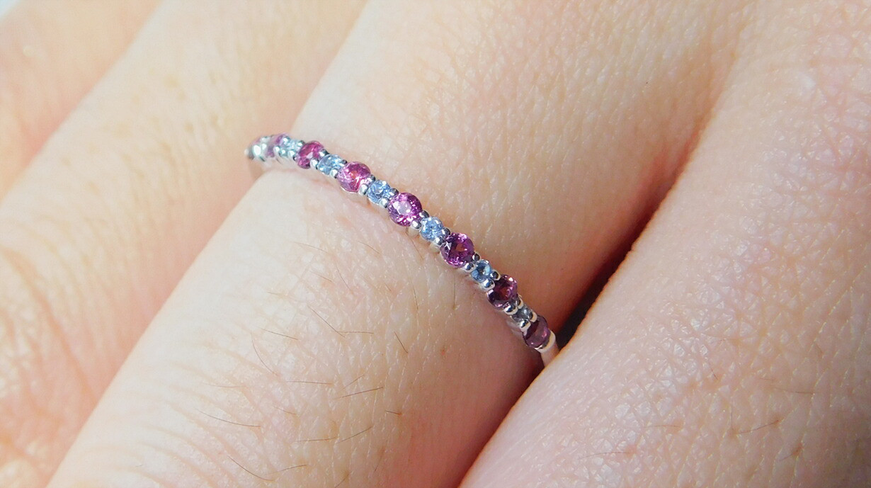 グレープガーネット タンザナイト エタニティーリング ホワイトゴールド シンプル 華やか おしゃれリング