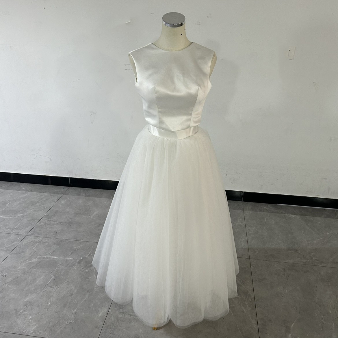 エレガント ウエディングドレス ホワイト ソフトチュール セパレート ２点セット