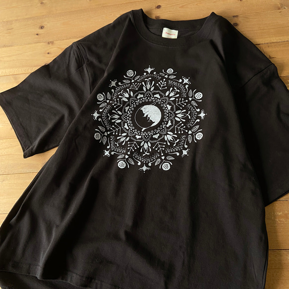 ねこの曼荼羅ビッグシルエットT（黒xシルバー） 2枚目の画像
