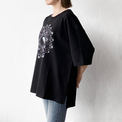 ねこの曼荼羅ビッグシルエットT（黒xシルバー） 3枚目の画像