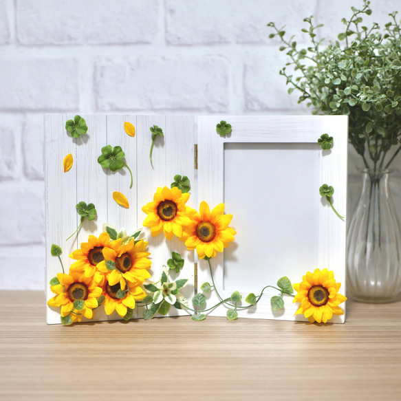 ひまわりの風景画 白フレーム付き 楽天市場】版画 絵画 ひまわり畑 アートフォト インテリア 額入り 額装