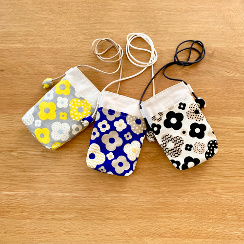 ⭐️専用　シアタープロダクツ　花柄ポシェット THEATRE PRODUCTS/別注 配色ステッチ フラワー刺繍ショルダーバッグ