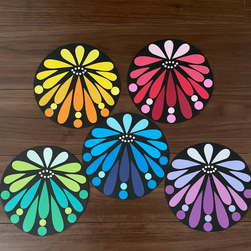 【ハンドメイド】157.水面に映る花火　25mm 【蓄光・台座付き】 4901123055976_2.jpg