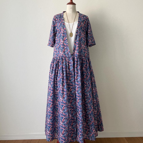 英国輸入リバティプリント LIBERTY LONDON限定柄 Floral Flag