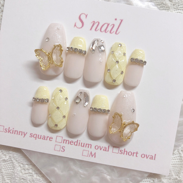 ネイルチップ 黄色 イエロー 蝶々 ストーン 韓国 ワンホンネイル