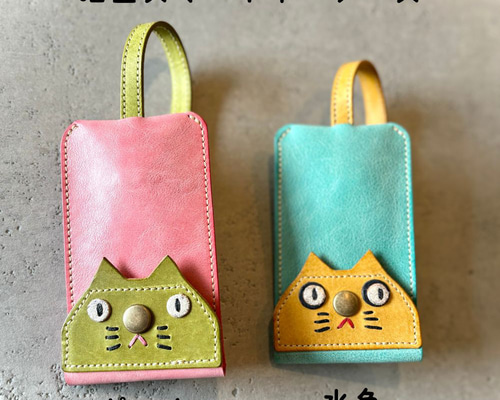 訳あり CUTE✨手染め革 Wood ハラコ オリジナル ねこちゃん