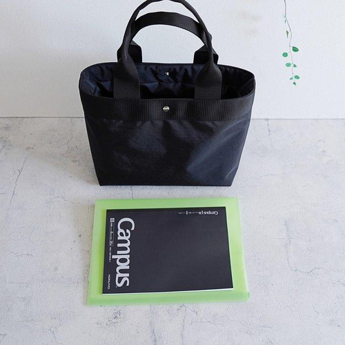 通勤に便利なA4対応トートバッグ◎軽量・撥水(ブラック)大容量 肩掛け