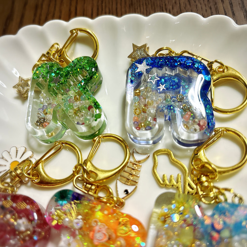 オーダーメイド あなたに合わせたイニシャルシャカシャカ