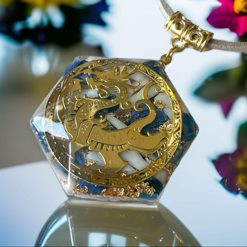 幸運✨オルゴナイト ネックレス 六角形 ヘキサゴン 金龍 龍神様