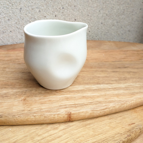 ピッチャー150ml 片口 白マット磁器【ゆらりゆらぐシリーズ白土】徳利