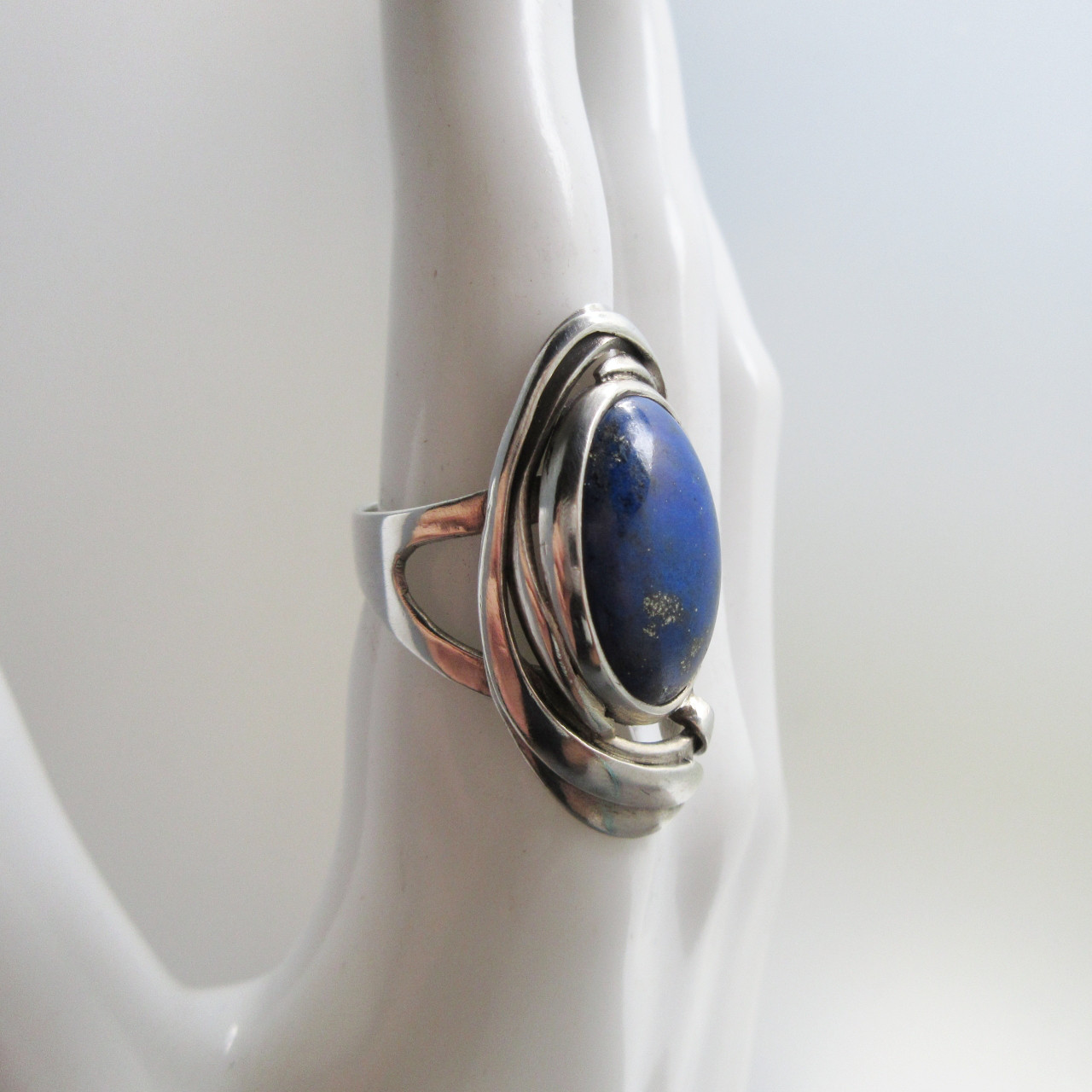 深い青・ラピスラズリのシルバーリング