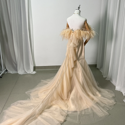 送料無料！カラードレス オフショルダー フェザードレス マーメイド  