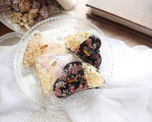 お花のクリップ　5個セット　レジン Eddie et cherie ヘアクリップ フラワークリップ5個セット
