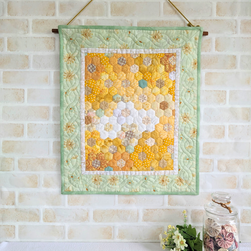 夏の花マリーゴールド向日葵☆パッチワークキルトのタペストリー