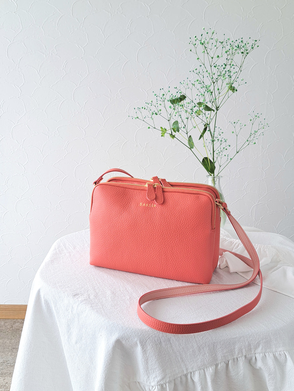 ダブルファスナーショルダーバッグ / サーモンピンク / 日常的 / 使い