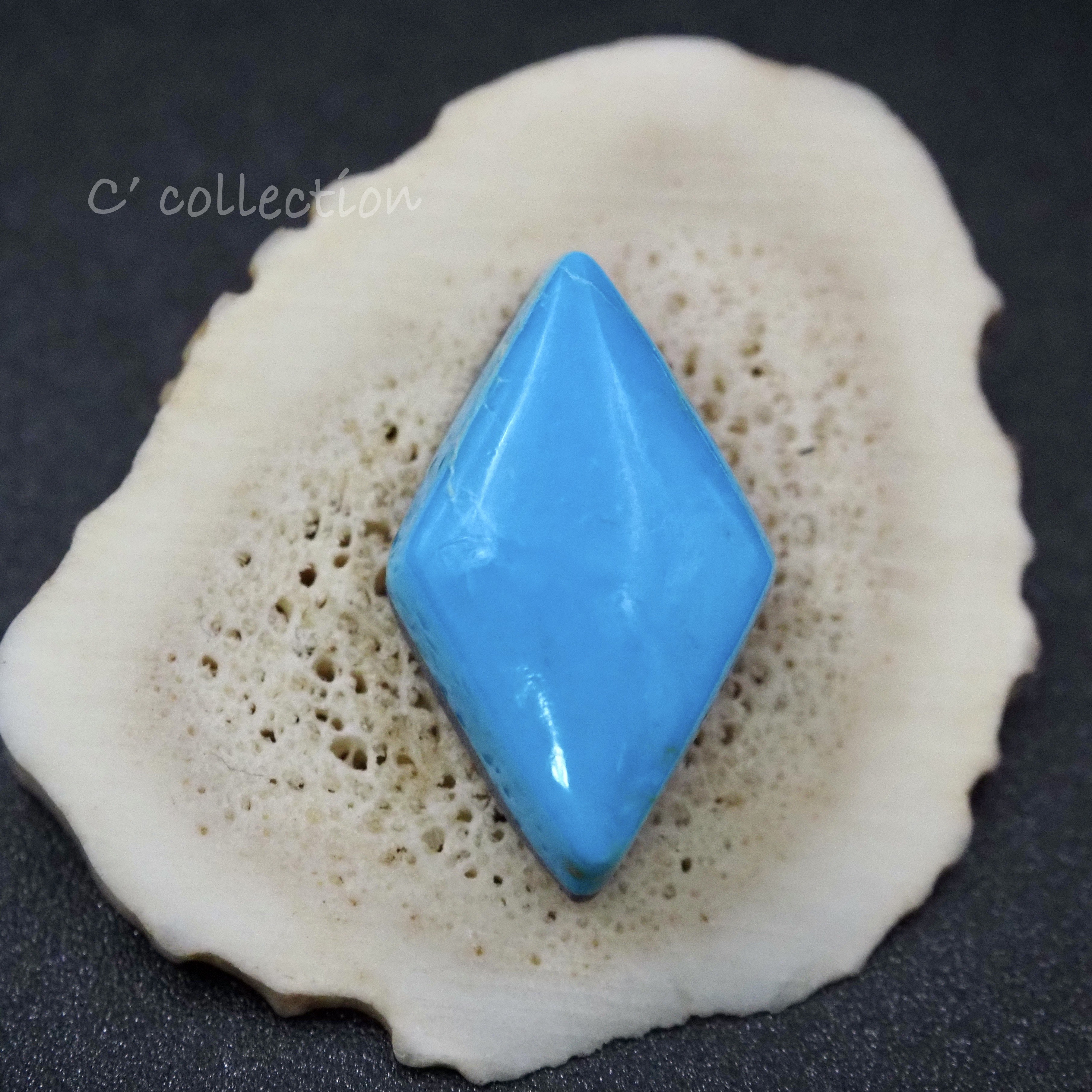 10,6ct Sleeping Beauty Turquoise スリーピングビューティー ターコイズ SB-83