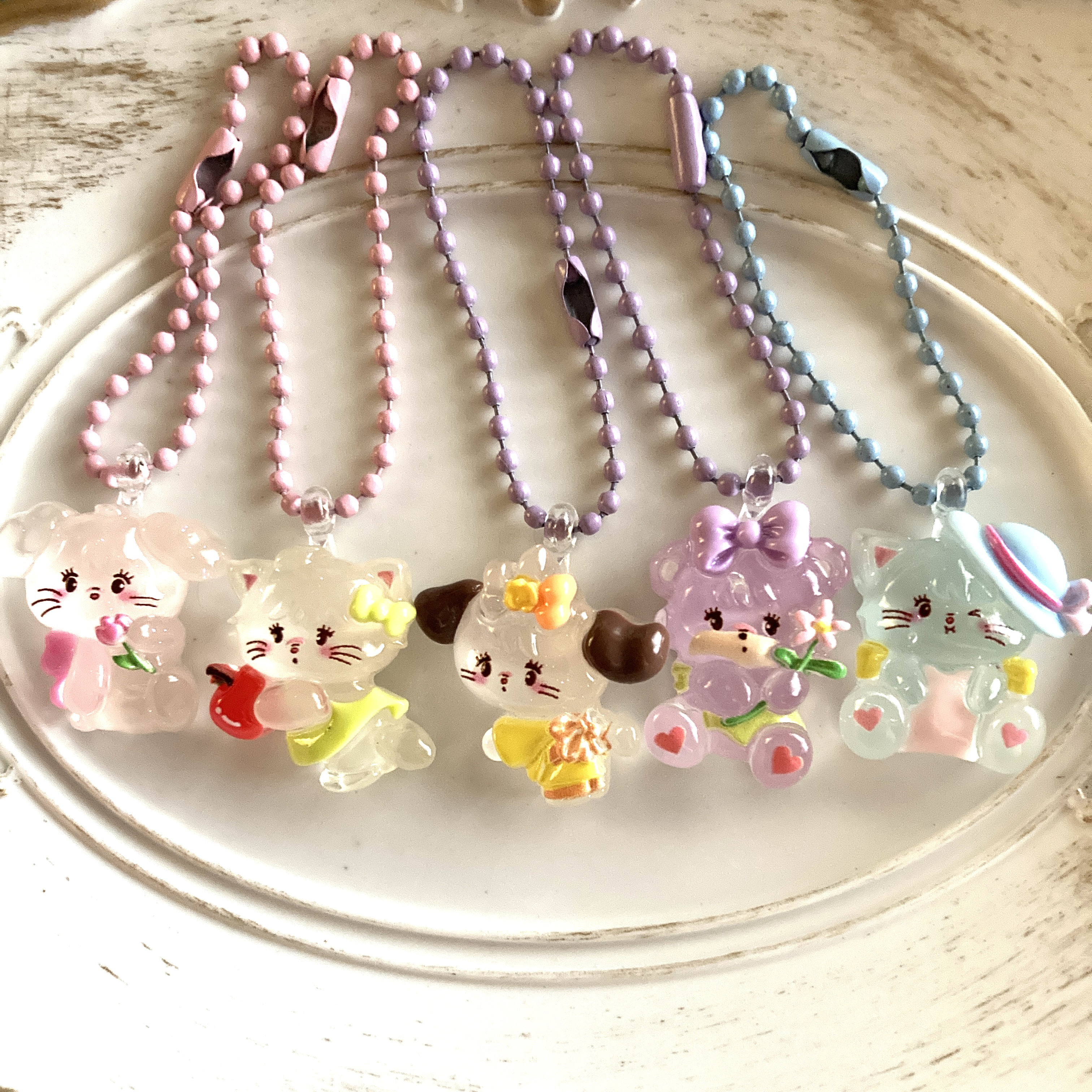 RUKURUKU/虹とうさぎ　蓄光　オルゴナイトキーホルダー RUKURUKU様専用/虹とうさぎ 蓄光 オルゴナイトキーホルダー
