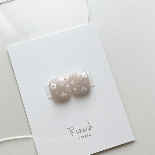 グレージュフラワー ♡ フットネイルチップ ネイルチップ（つけ爪  