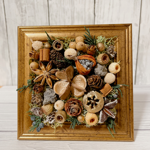 フレームアレンジ 12x12cm B プリザーブドフラワー MUM FLOWERS