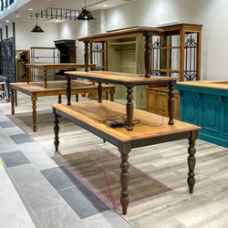 メルカリ最安値☆ スタイリッシュ ディスプレイ テーブル 木目調 2025年最新】木のテーブルの人気アイテム - メルカリ