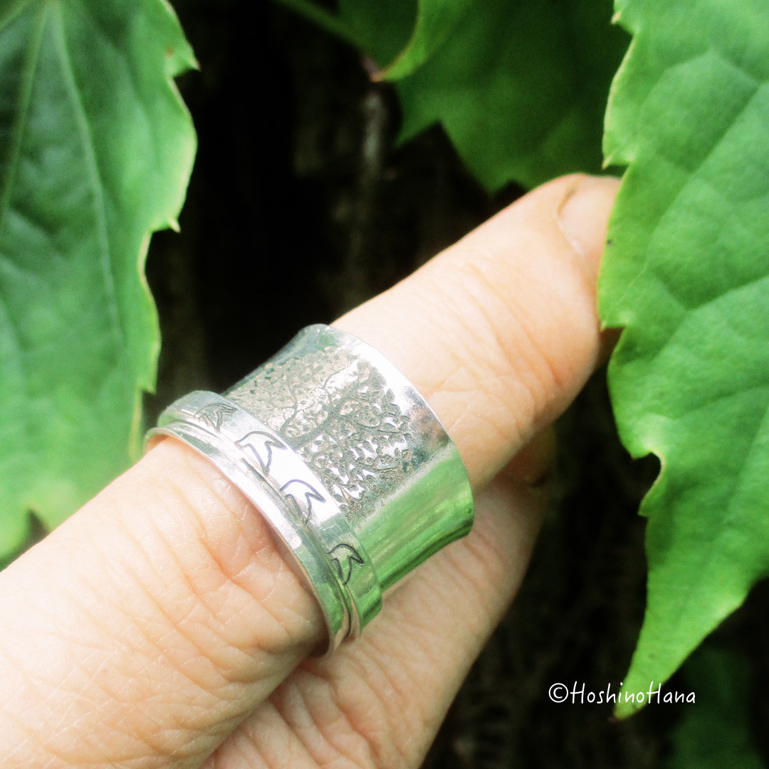 スピナーリング   ＊Tree & Bird＊生命の樹と自由の鳥＊【Sv925】