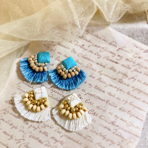 ビーズ刺繍 オフホワイト フリンジ ゴールド ウッド ✤ ピアス 
