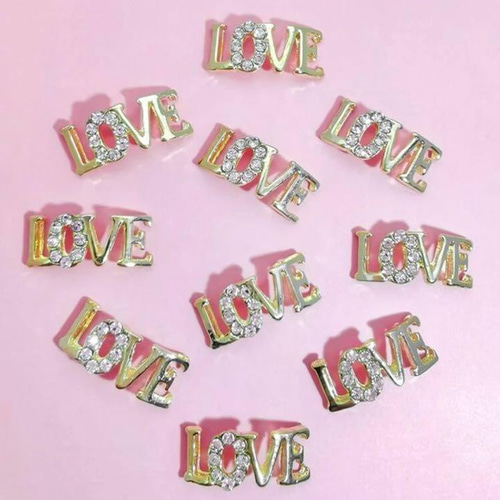 P146《2個》ネイルパーツ LOVE ラブ ゴールド 英字 文字 Love 金