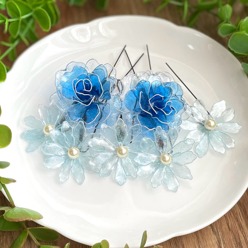 青薔薇と青い花々の髪飾り《2》 *アメリカンフラワー 青薔薇と青い花々の髪飾り《2》 *アメリカンフラワー