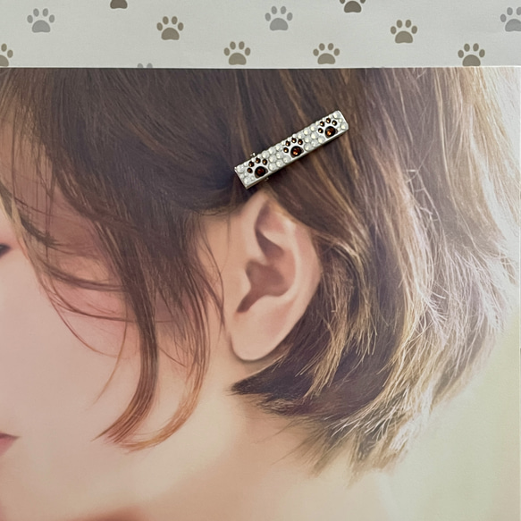 cat▲ヘアクリップ▲小◯肉球◯ catミラーに合わせて　クリスタルデコレーション 5枚目の画像