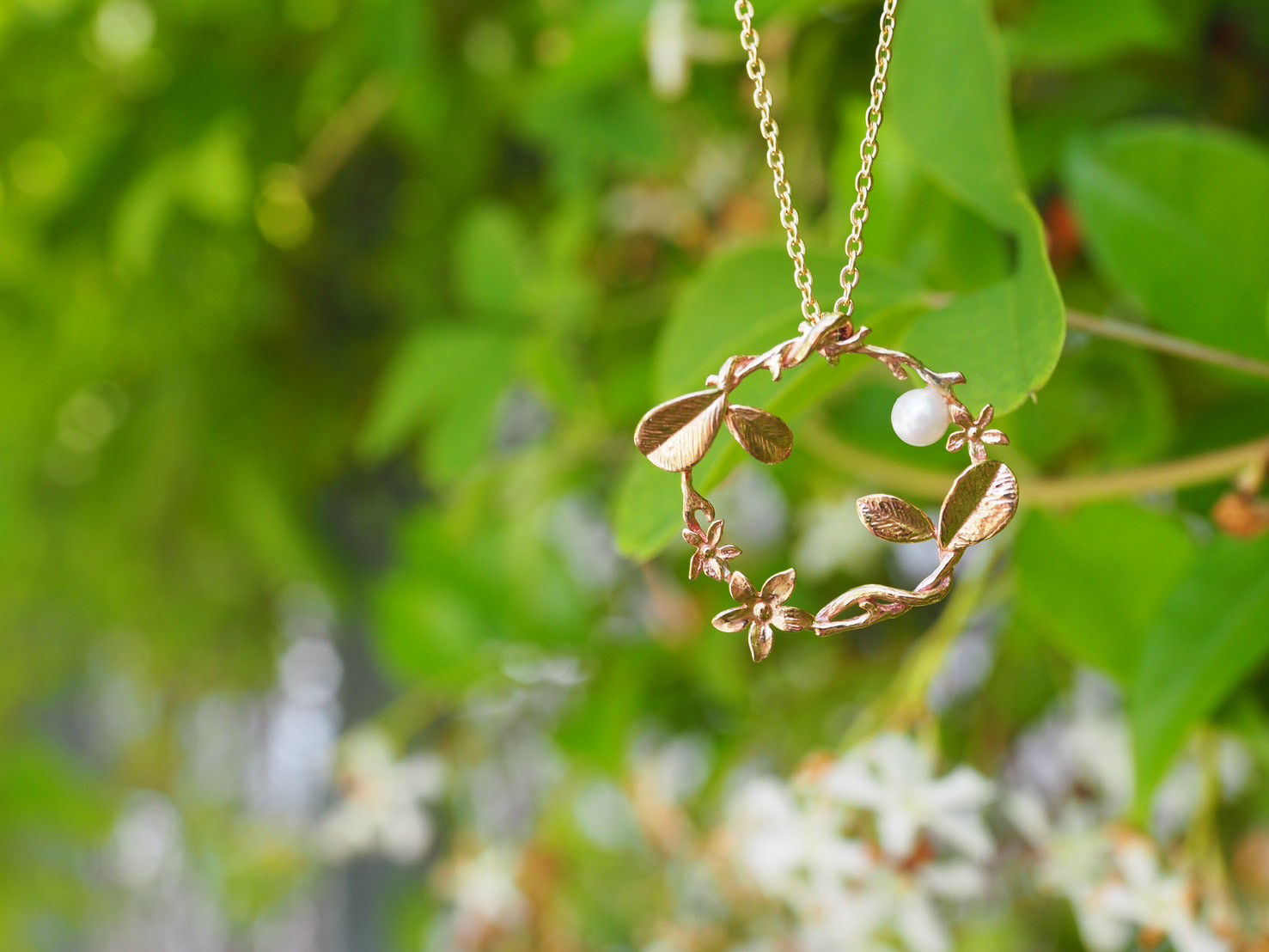 植物のネックレス　真鍮