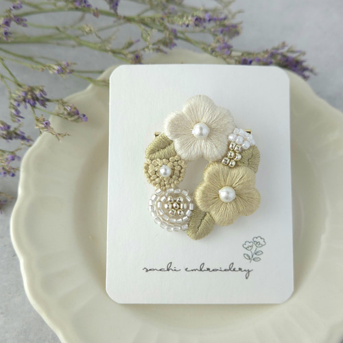 お花のわっか刺繍ブローチ 〖イエロー〗 ブローチ sachi お花のわっか刺繍ブローチ 〖イエロー〗 ブローチ sachi
