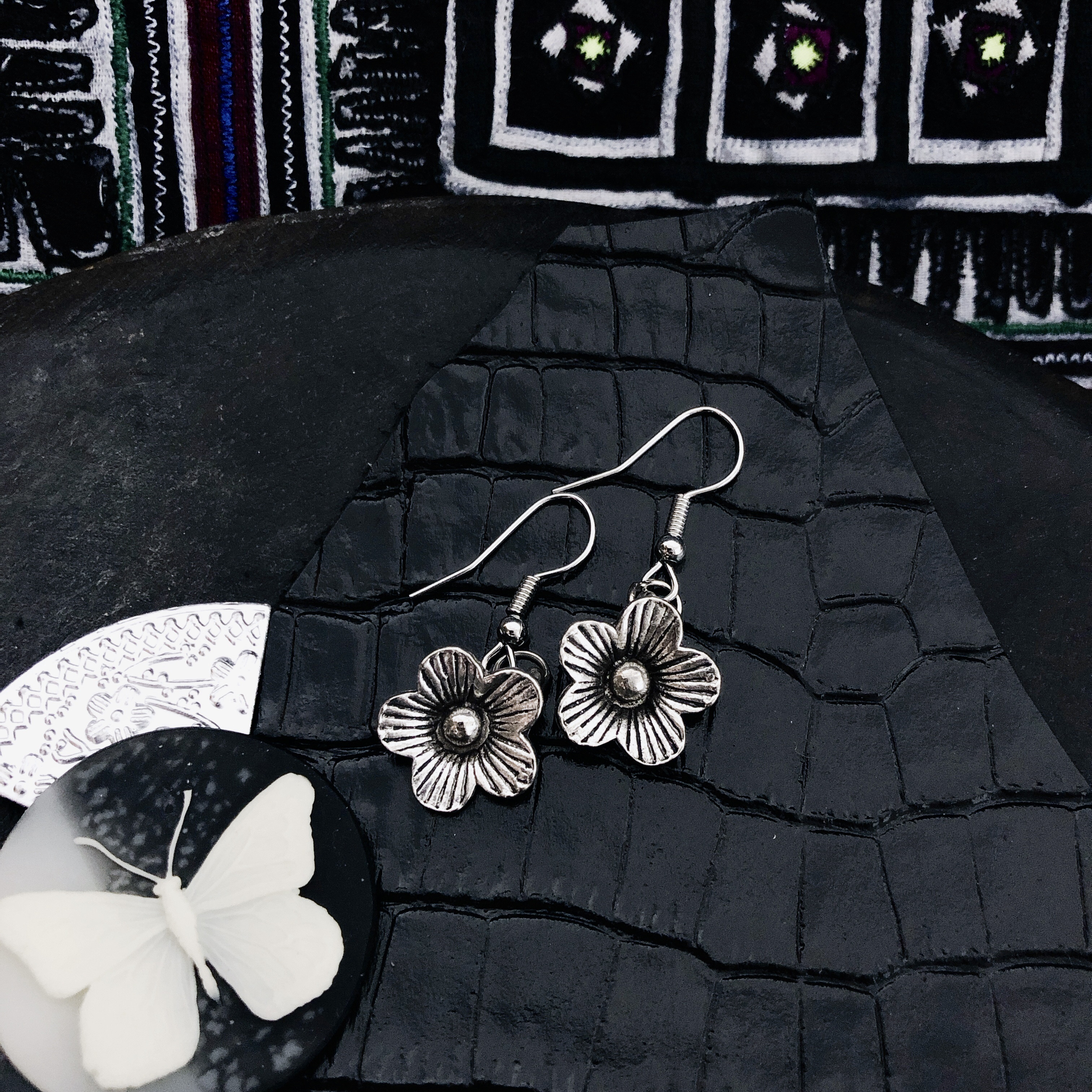 ヴィンテージ カレンシルバー フープピアス 花 0327d4e35c3bc70e0c9cbf87820808