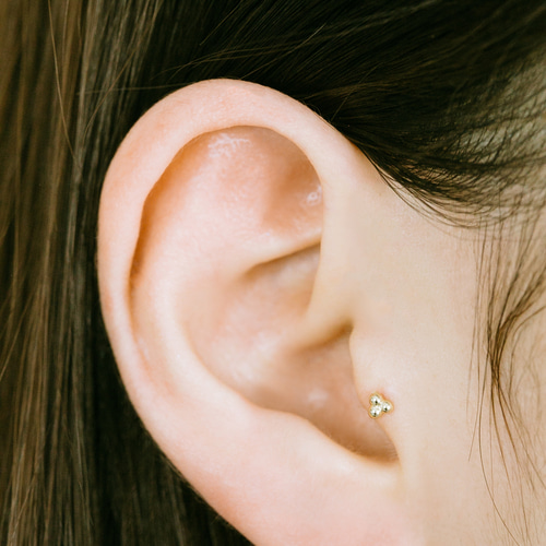 hi♡様　ピアス 18K 14K ゴールド ミニボール ヘリックス 軟骨 アンチトラガス