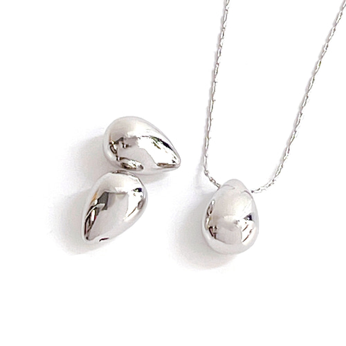16KGP】透かしパーツ/花八弁/約10mm/ゴールド/M-5456(30個set 16KGP】透かしパーツ/花八弁/約10mm/ゴールド/M-5456(30個set