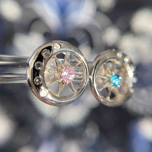 SURYA and the MOON 18kゴールド 星と月 ピアス50万 SURYA and the MOON 18kゴールド 星と月 ピアス50万