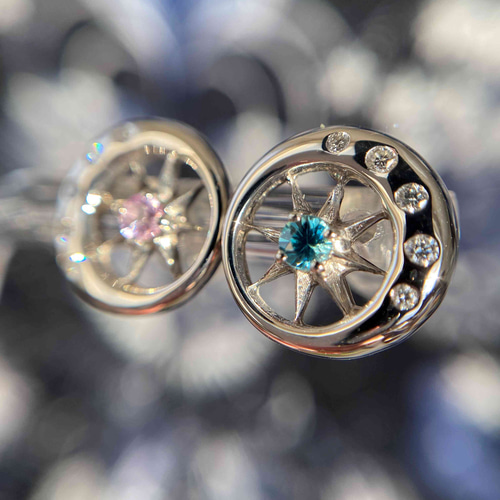 Sun-Moon 太陽と月のピアス＜Pt950＞ ピアス（スタッド・一粒