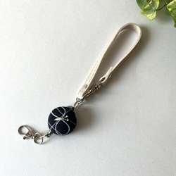 ミナペルホネン リールキーホルダー 刺繍 キーリング chardon