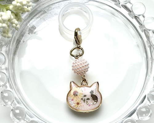 レジン　アンブレラマーカー　チャーム　猫① ฅ❤️ アンブレラマーカーレジン猫花ねこチャーム