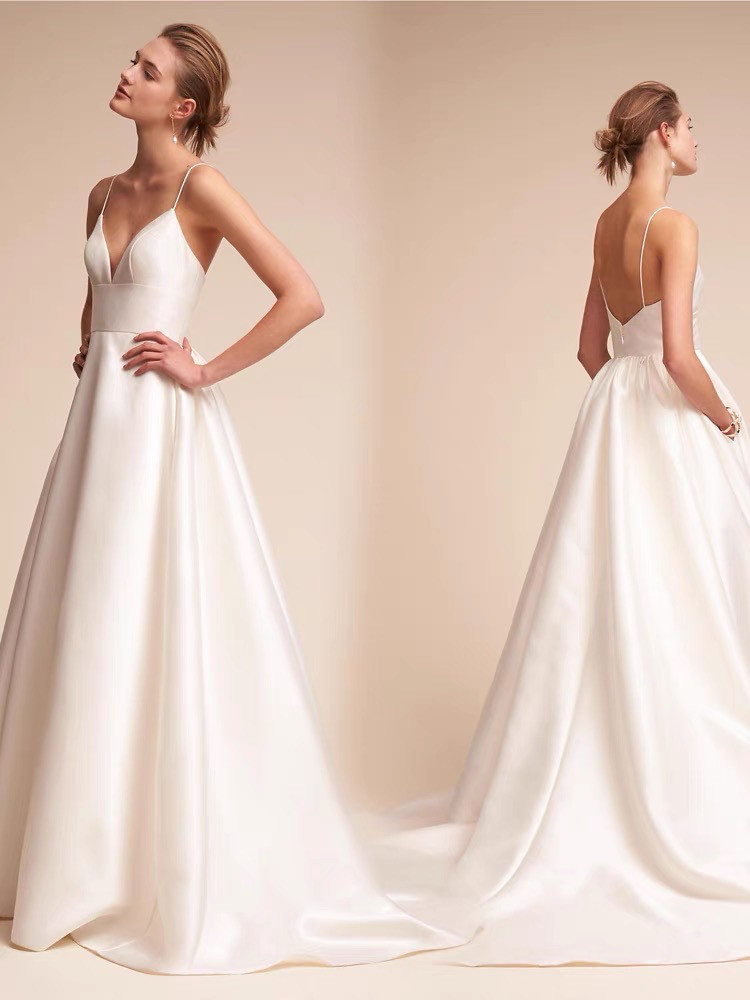 スパゲッティストラップ　キャミソール　サテン　二次会 前撮り ウェディングドレス（WD242248） 25,776円