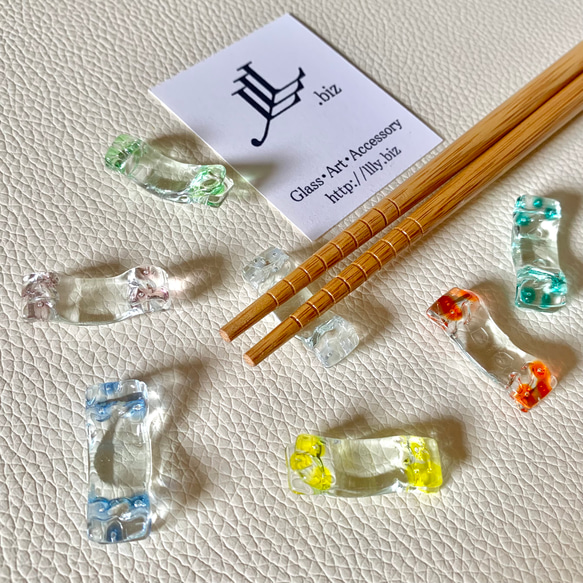 【カトラリー】ガラスのお箸置き〜虹〜 4枚目の画像