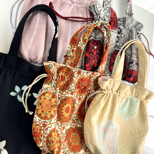 着物巾着バッグ(絞り、華模様)♦︎巾着袋 着物バッグ 浴衣に合う