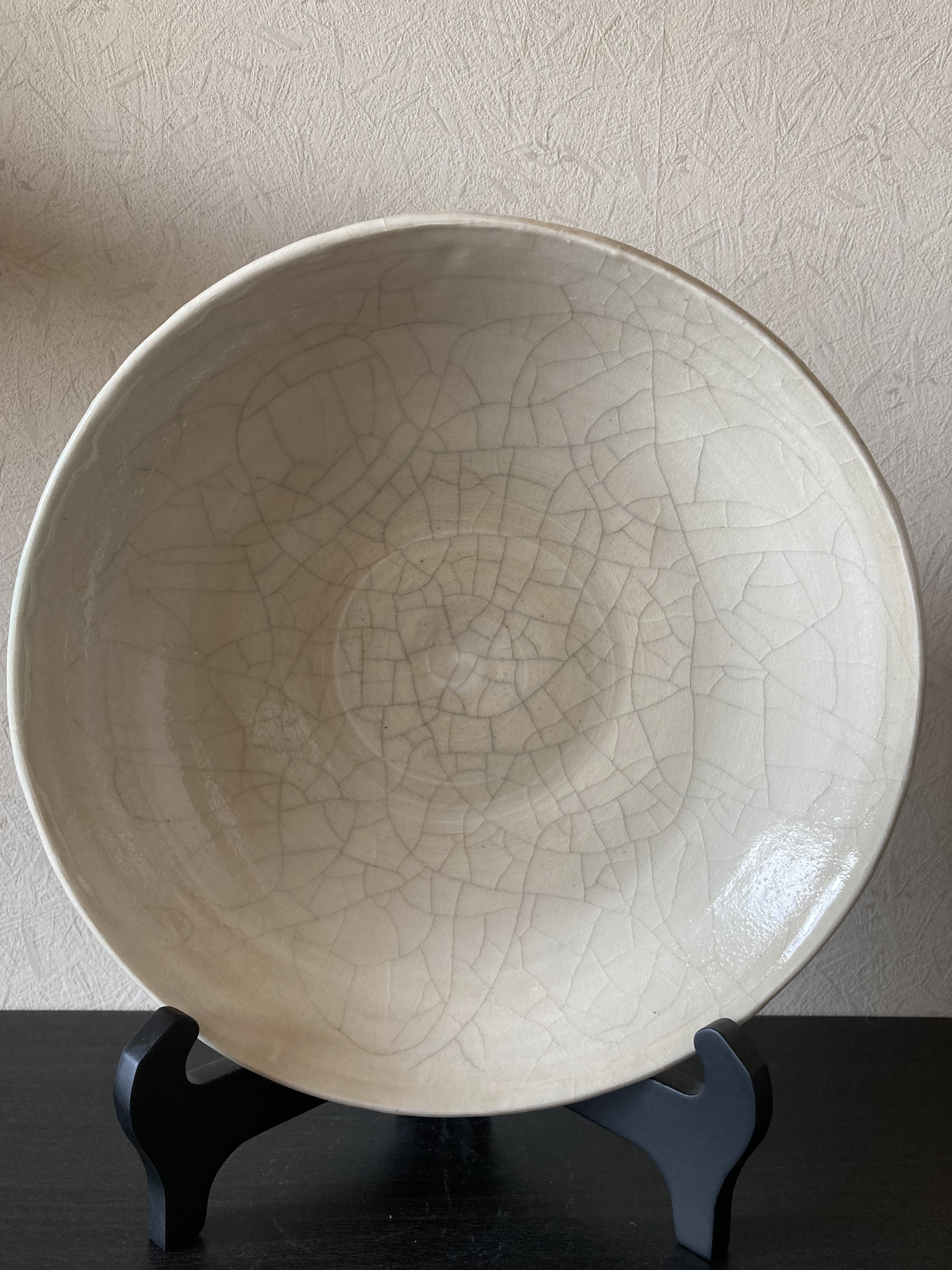 大甕焼 AH69 共箱栞 おおみか焼 未使用 鉄釉抜絵皿 飾り皿 ざくろ図 大皿