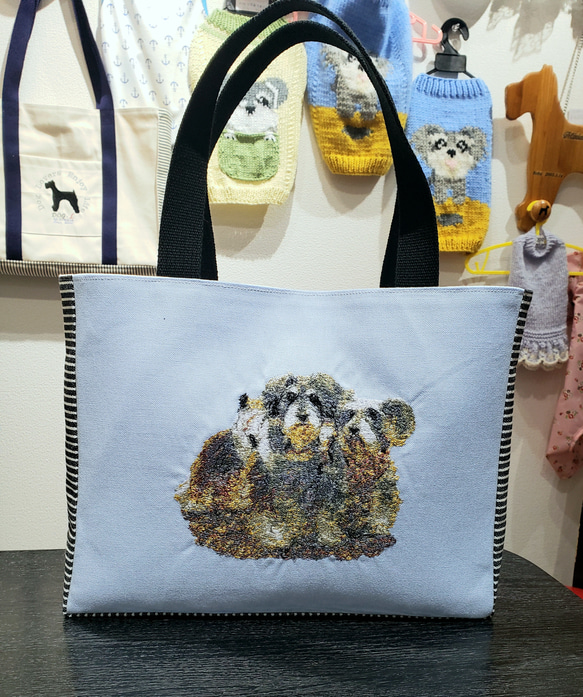 写真データからの刺繍入り帆布のトートバッグ 2枚目の画像