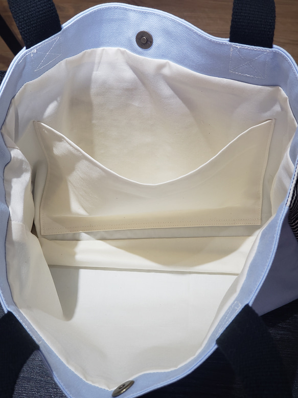 写真データからの刺繍入り帆布のトートバッグ 4枚目の画像