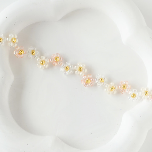 クリア/ベージュ ビーズブレスレット ビーズブレスレット❁チェコビーズ ガラスビーズ 白 ゴールド ホワイト