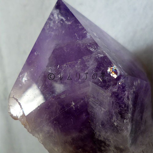 アメジスト原石紫水晶 Amazon.co.jp: 完全天然石 アメジスト原石 65-80g 紫水晶 美しい紫色を